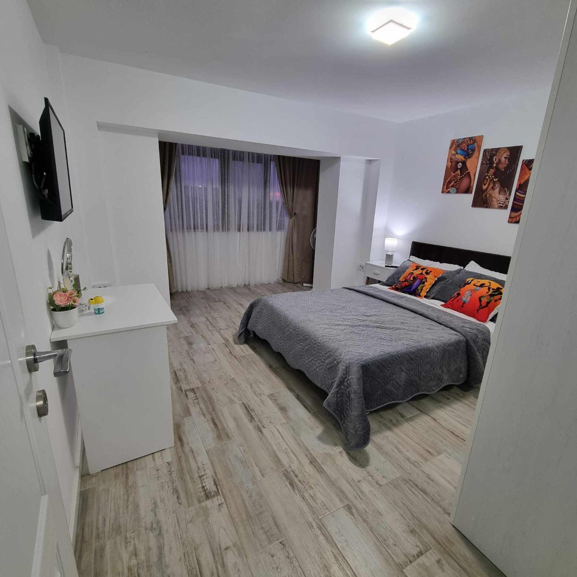 Luxurious Apartment With 3 Rooms And 2 Bathrooms In Corabia المظهر الخارجي الصورة