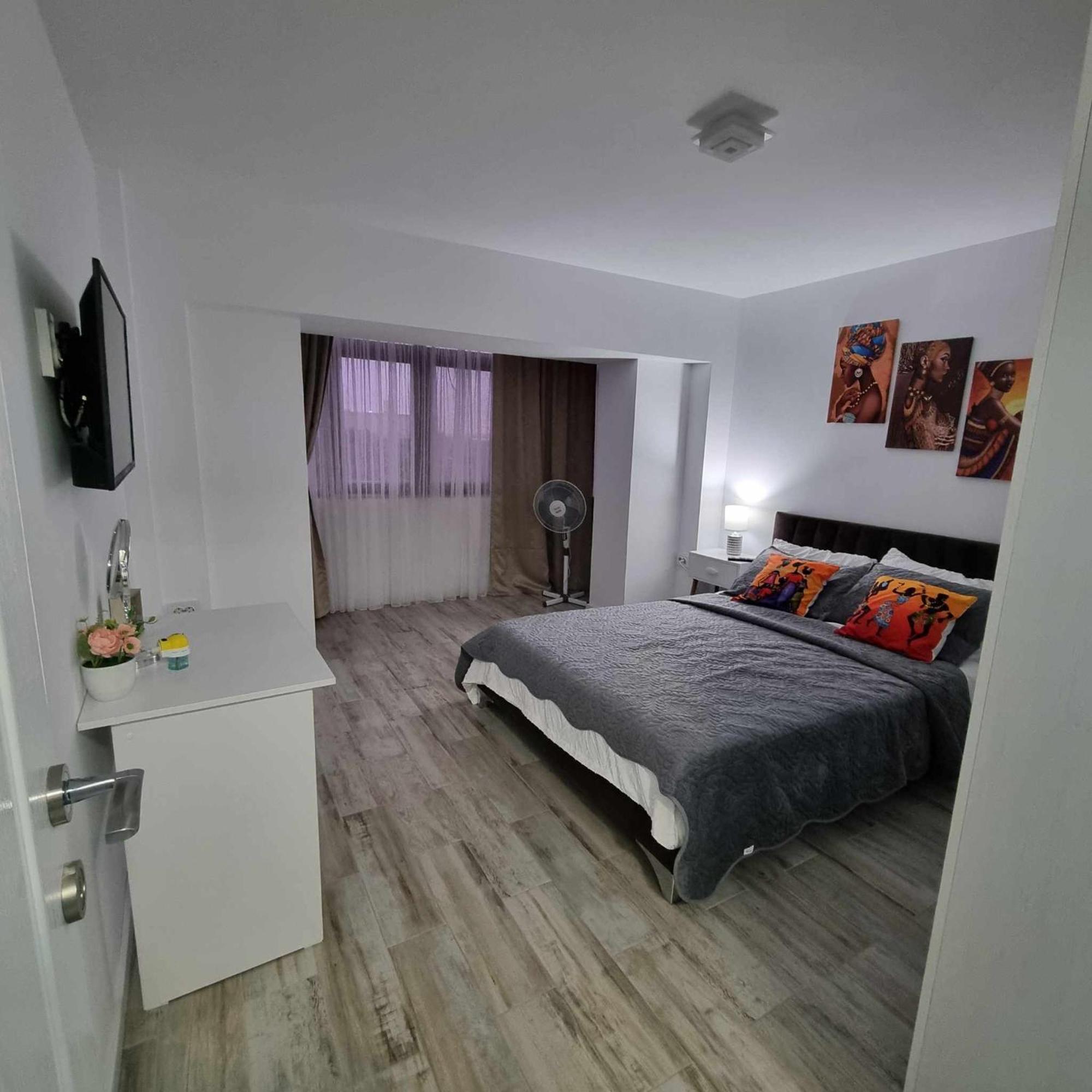 Luxurious Apartment With 3 Rooms And 2 Bathrooms In Corabia المظهر الخارجي الصورة